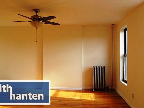 3rd image of 120 1st Pl APT 3C