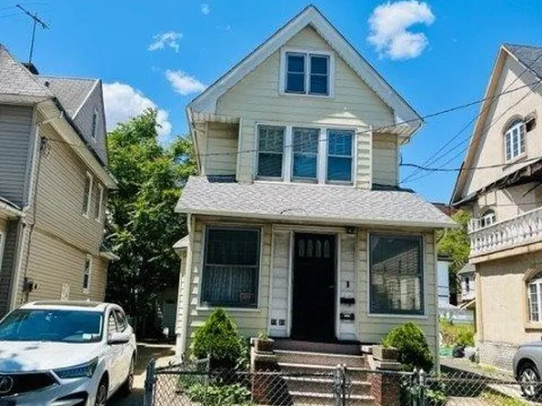 87-38 116th Street, Richmond Hill, NY 11418