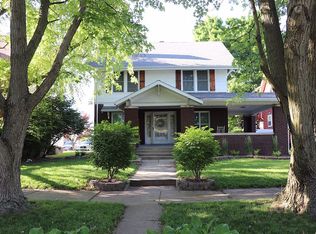 1404 Wabash Ave, Mattoon, IL 61938