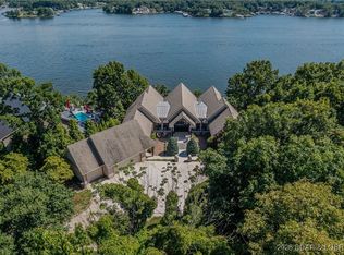820 Cedar Crest Dr, Lake Ozark, MO 65049