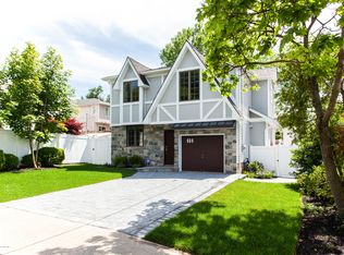 464 Arden Ave, Staten Island, NY 10312