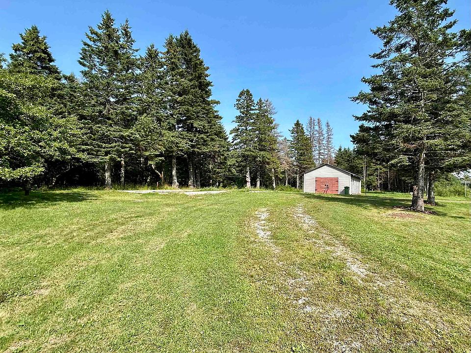 1st image of 331 E Fraser Rd
