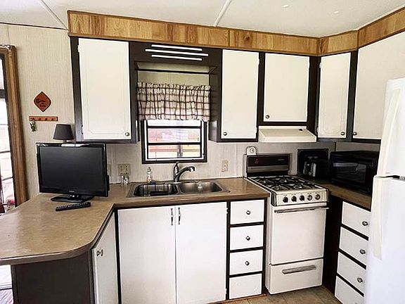 4th image of 25501 Trost Blvd #3-25