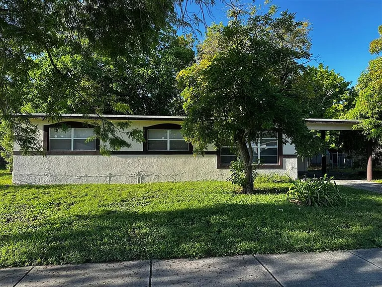 3150 NW 3rd St — Photo 1