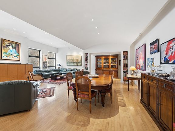 5th image of 680 N Lake Shore Dr APT 1611