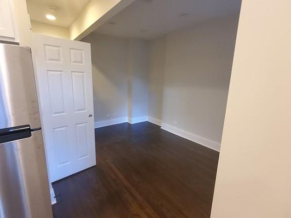 4th image of 1948 N Humboldt Blvd #106