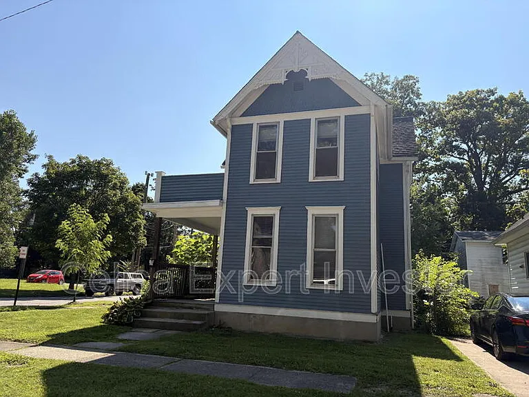3201 Dinnen Ave — Photo 1