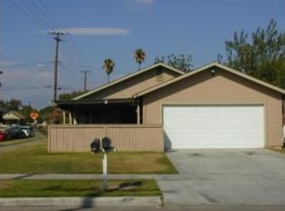 305 D St, Colton, CA 92324