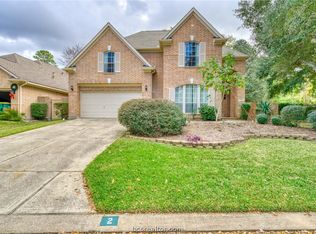 2 Surrey Run Pl, Conroe, TX 77384