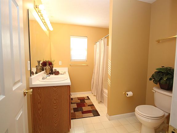 2nd image of 5046 Cornelius Dr