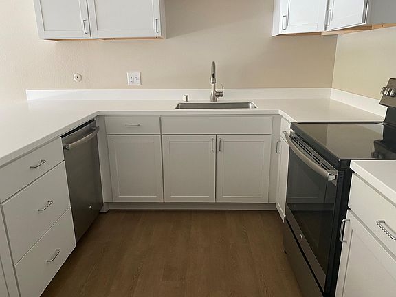 2nd image of 210 Monte Diablo Ave APT 103
