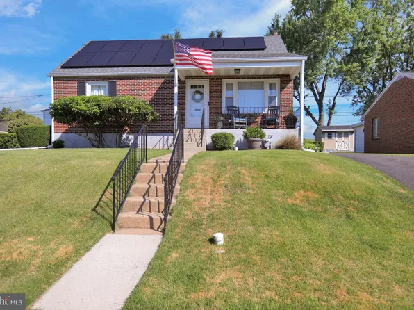 329 Egle Rd, Reading, PA 19601