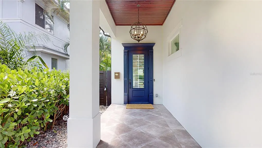 4 bed, 4.5 bath, 2908 sqft, $7,500 — Photo 3