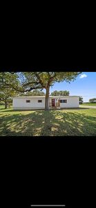 2957 Tokio Rd, West, TX, 76691