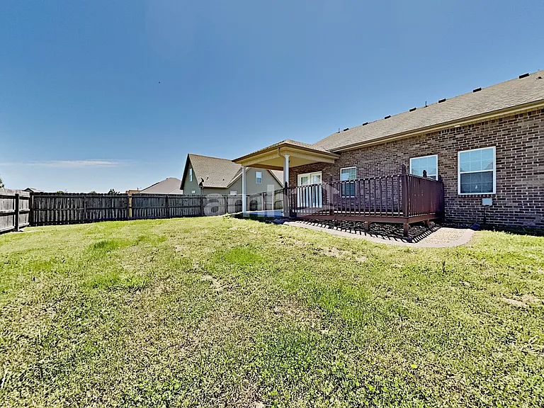 4870 Beryl Dr — Photo 19