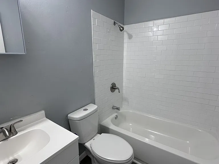 1632 N James H McGee Blvd #B — Photo 6
