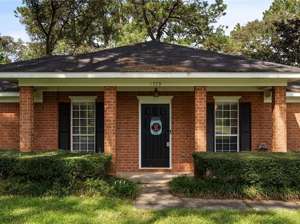 1779 Ranch House Dr, Semmes, AL 36575