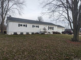 6752 Marine City Hwy, China, MI 48054