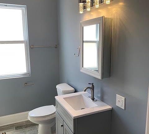4th image of 6542 S Maplewood Ave #2F