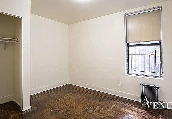 5th image of 203 W 144th St #1B