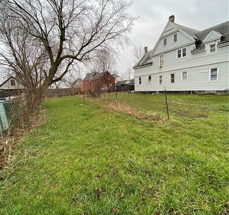 1st image of 101 Coit St #48