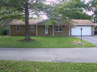 4852 Cayman Ct, Columbus, IN 47203