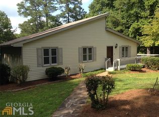 8021 Longleaf Dr, Villa Rica, GA 30180