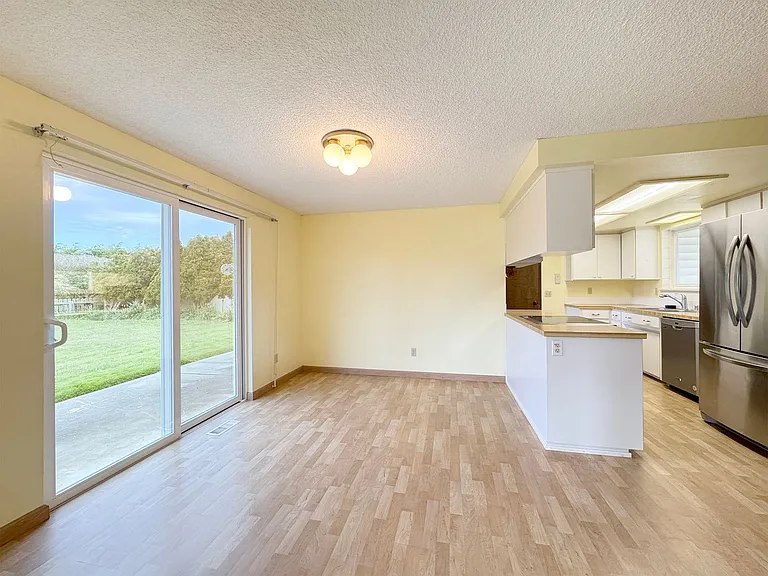 41 McLaughlin Rd — Photo 8