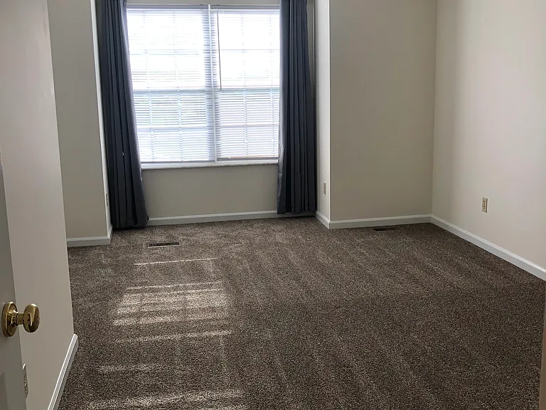 17 Bayside Ct — Photo 8