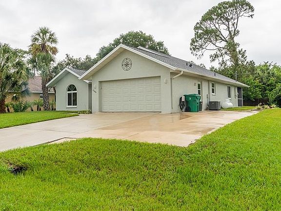 3rd image of 21480 Circlewood Ave