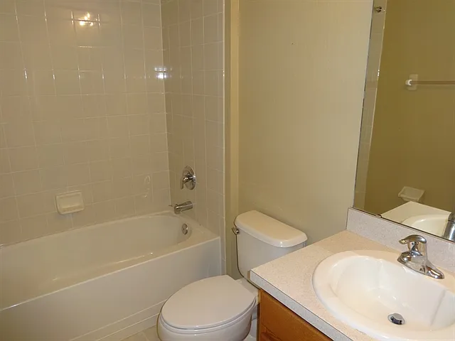 1916 Pontoon Pl — Photo 12