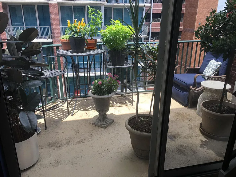 300 W 5th St #635 — Photo 10