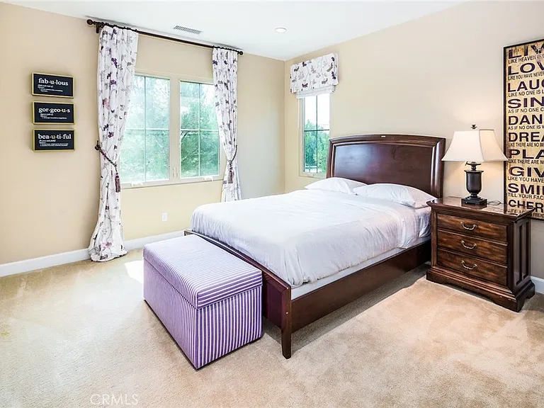64 Thornapple — Photo 14