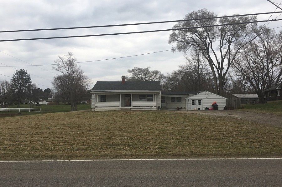 1st image of 2842 Pinkerton Ln