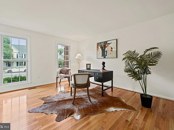 5th image of 13161 Lazy Glen Ln