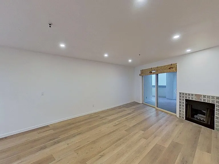 200 Pacific Coast Hwy #216 — Photo 6