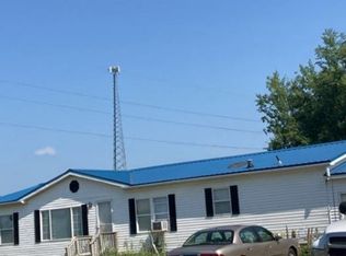 640 10th St SW, Braham, MN 55006