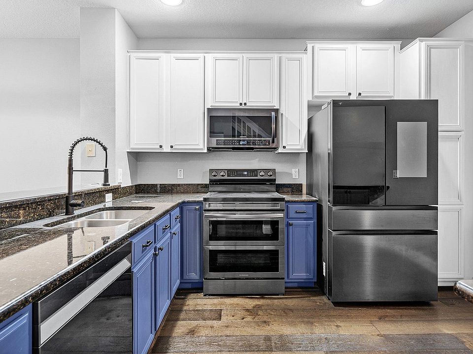 1st image of 9663 Lago Dr #0