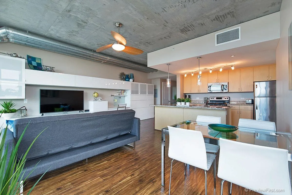 2 bed, 1037 sqft, $5,000 — Photo 3