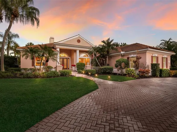 7303 Westminster Ct, University Park, FL 34201