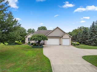 6810 S Ridge Rd, Geneva, OH 44041