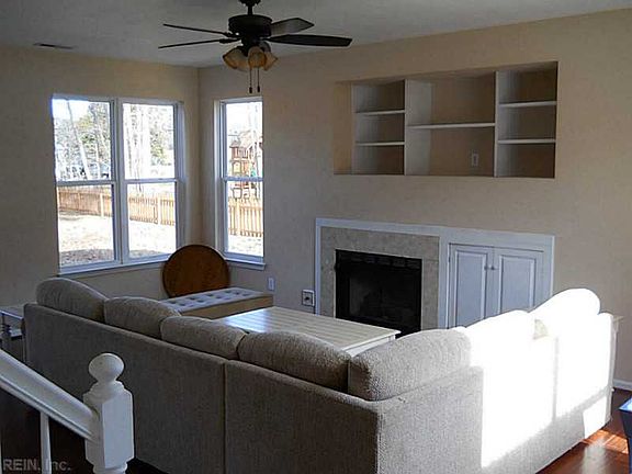 5th image of 404 Lynnfield Rd