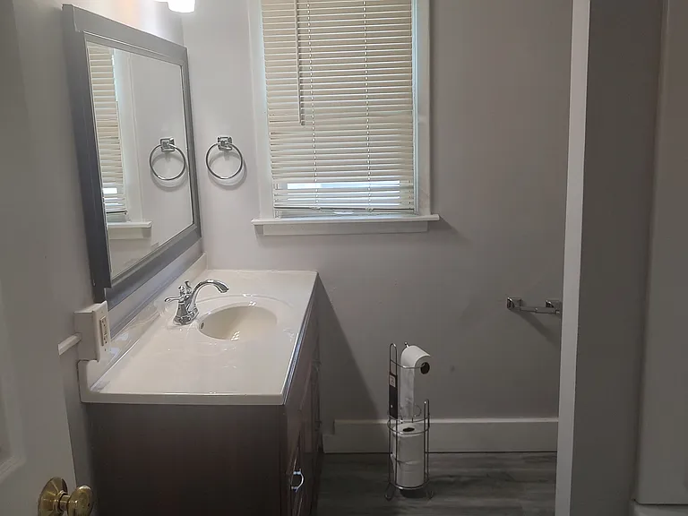 1605 E Glenn Ave — Photo 11
