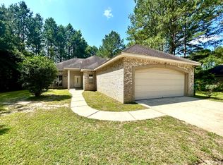 17 John David Dr, Purvis, MS 39475
