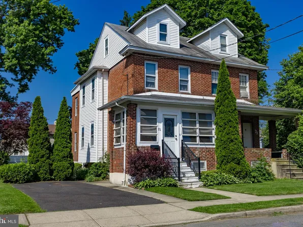 21 Vermont St, Lawrence Township, NJ 08648