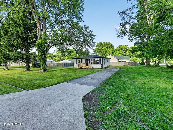 4th image of 7227 Daisy Ave