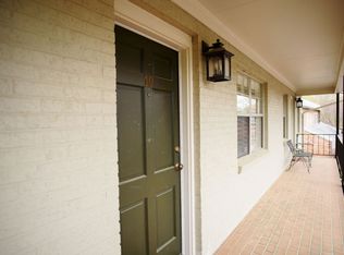 719 University Ave APT 10, Oxford, MS 38655