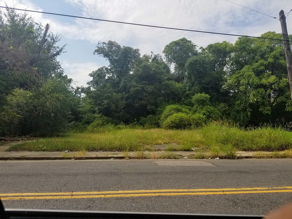 1st image of 1343 N Bellevue Blvd