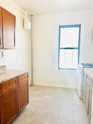 2nd image of 3230 Steuben Ave APT C7