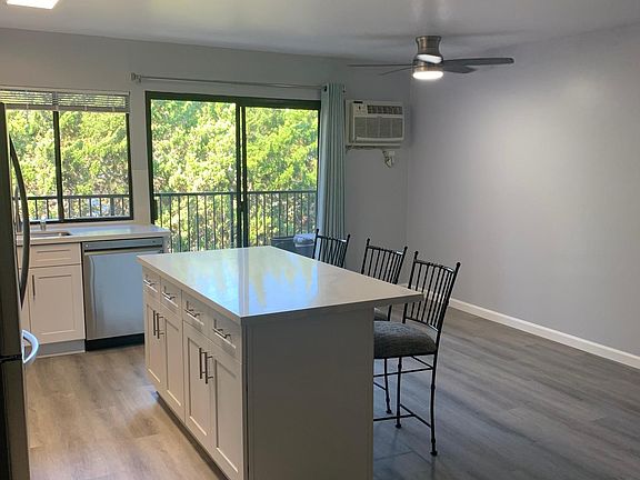 3rd image of 7838 Cowles Mountain Ct Unit C36